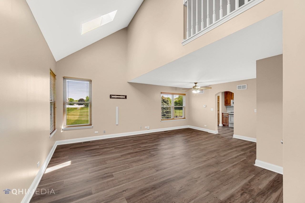 532 Heritage Dr - Photo 4 of 26