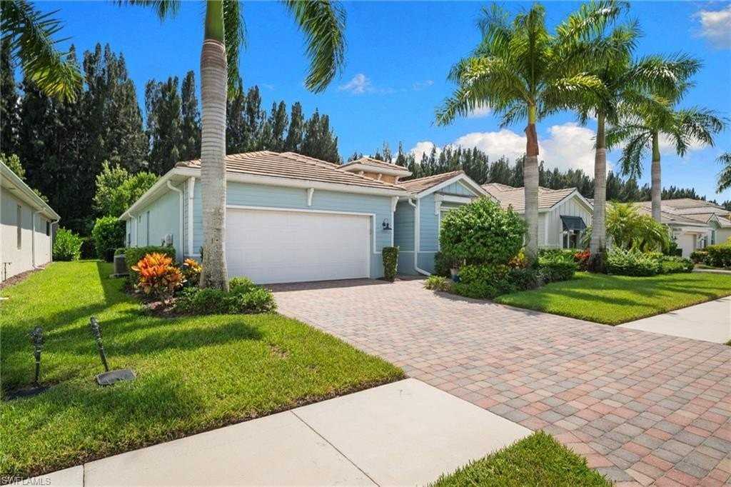 14523 Topsail Dr - Photo 4 of 41
