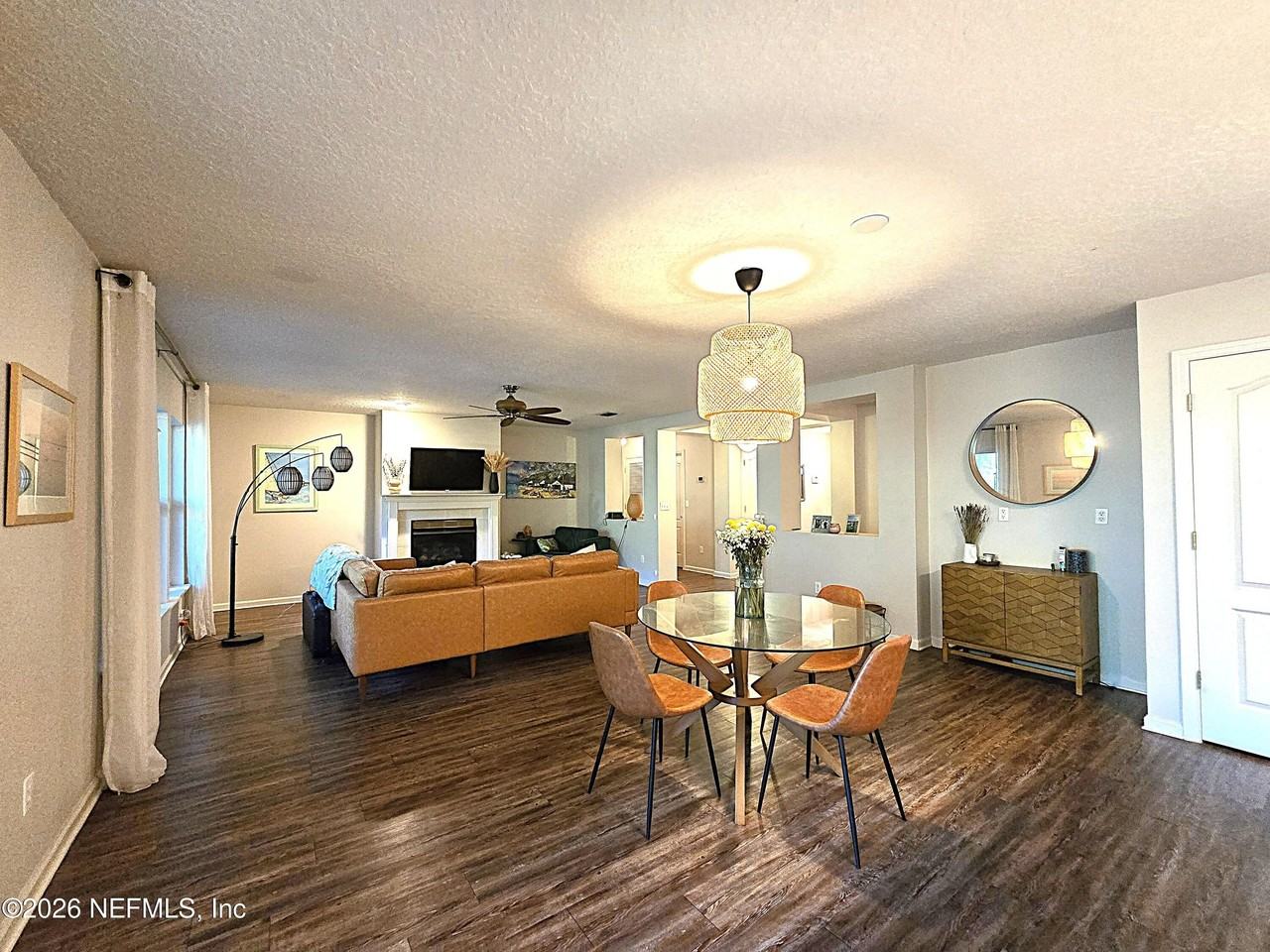 963 Collinswood Dr - Photo 3 of 16
