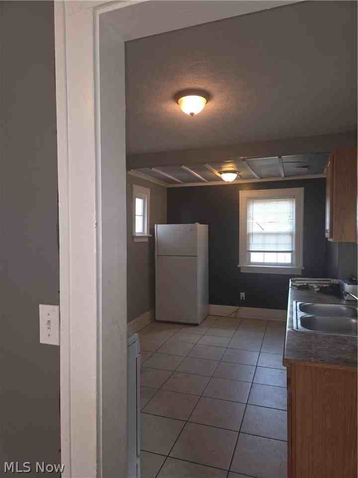 3609 Normandy Rd - Photo 6 of 16