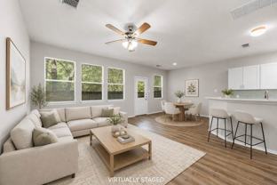 211 N Burberry Park Cir - Photo 1 of 1