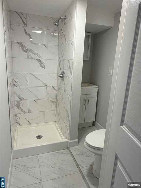 81 Dewey St - Photo 5 of 9