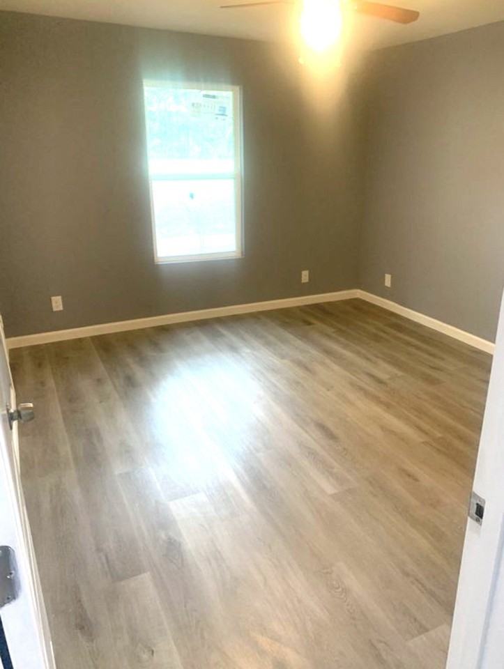 1708 County Road 3123 - Photo 2 of 10
