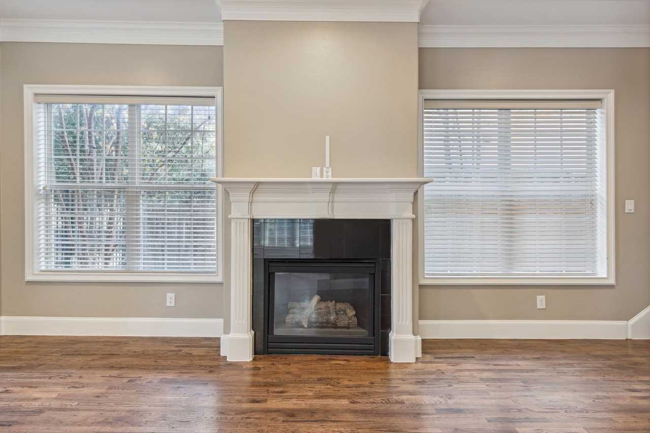 4120 Hawthorne Ave #2 - Photo 5 of 30