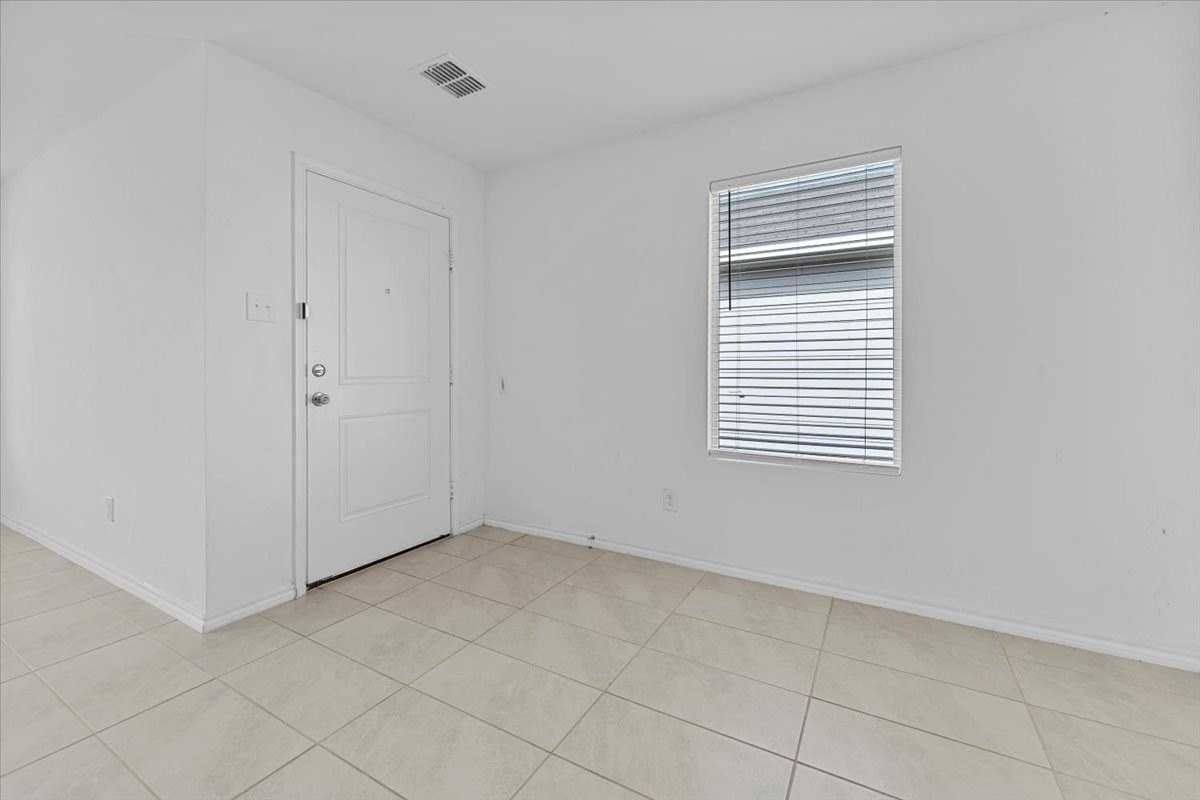 211 Herman Ln - Photo 2 of 20