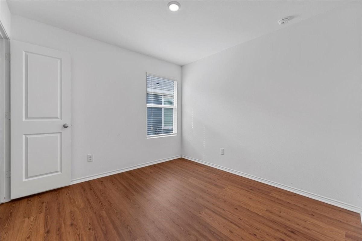 211 Herman Ln - Photo 6 of 20