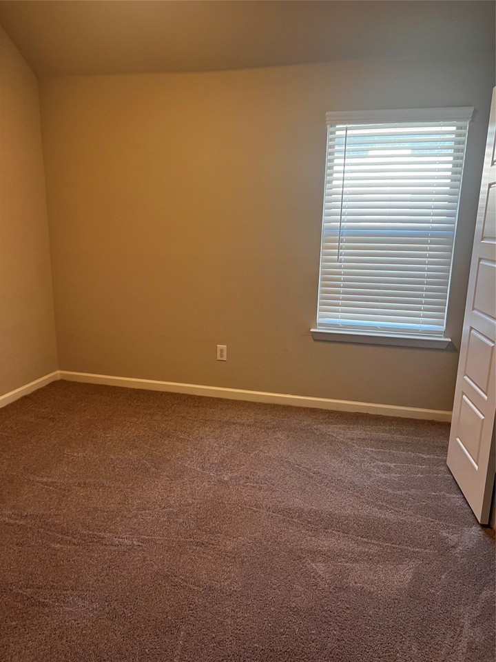 487 Deer Canyon Way - Photo 5 of 5