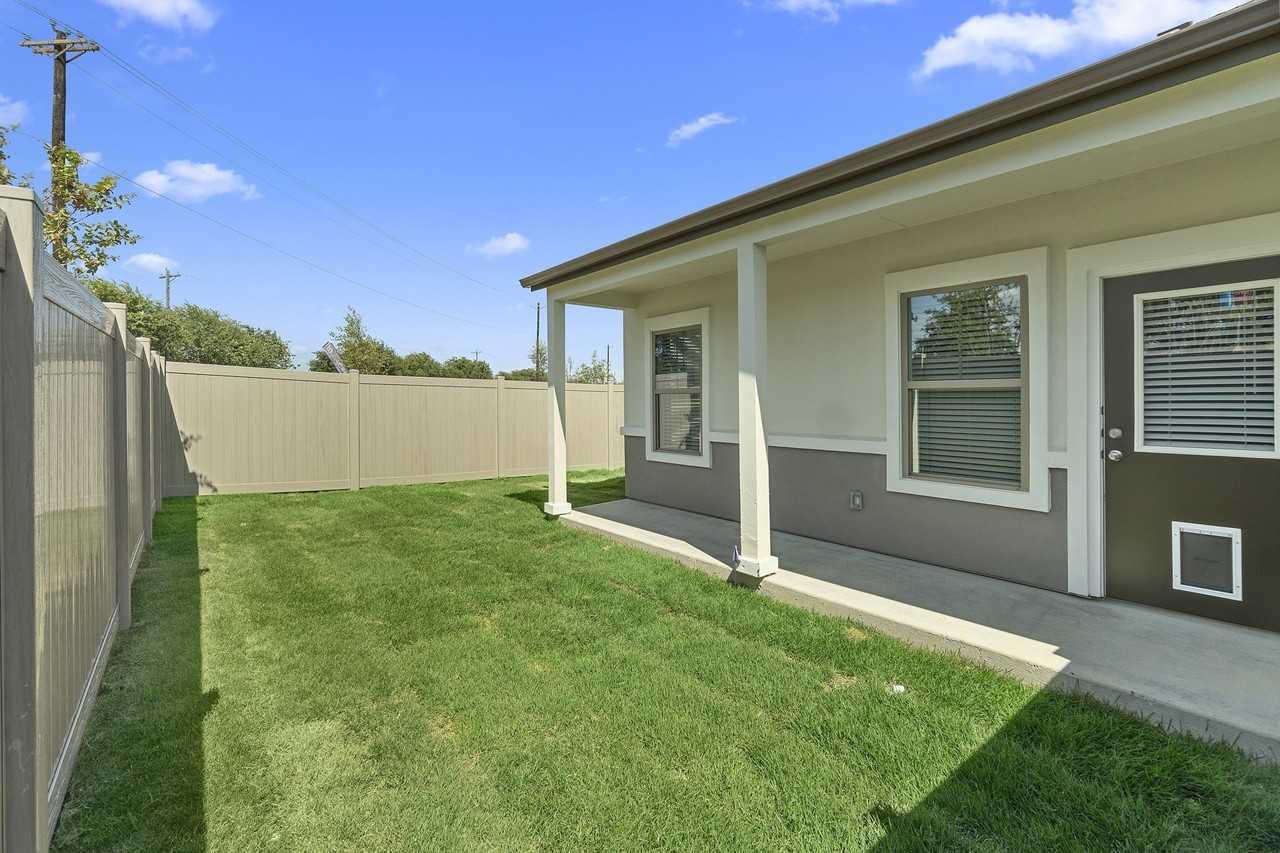 579 Lloyds Rd #928A