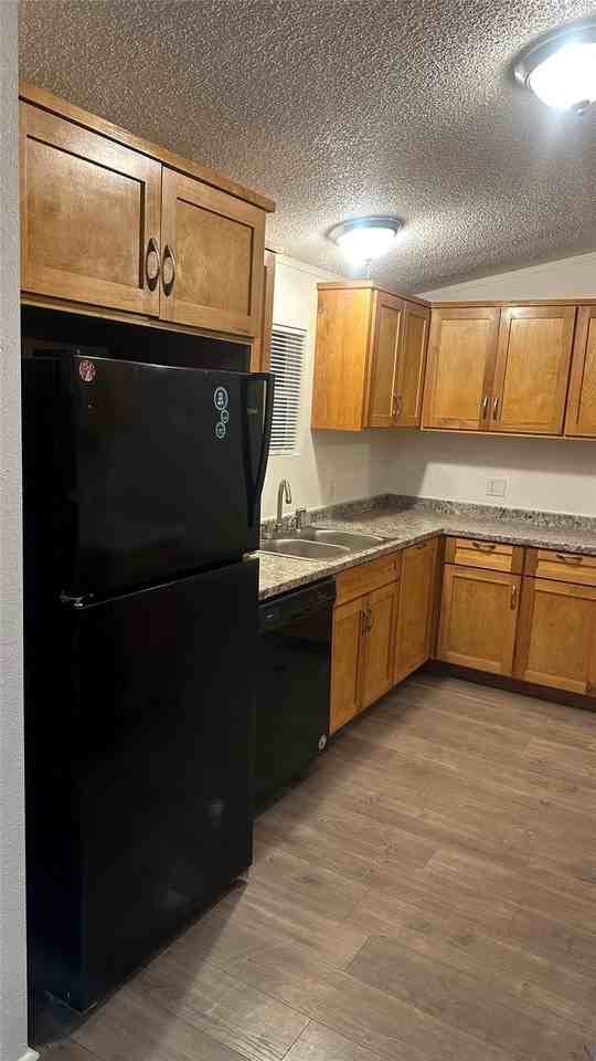 3716 Brook Valley St - Photo 5 of 20