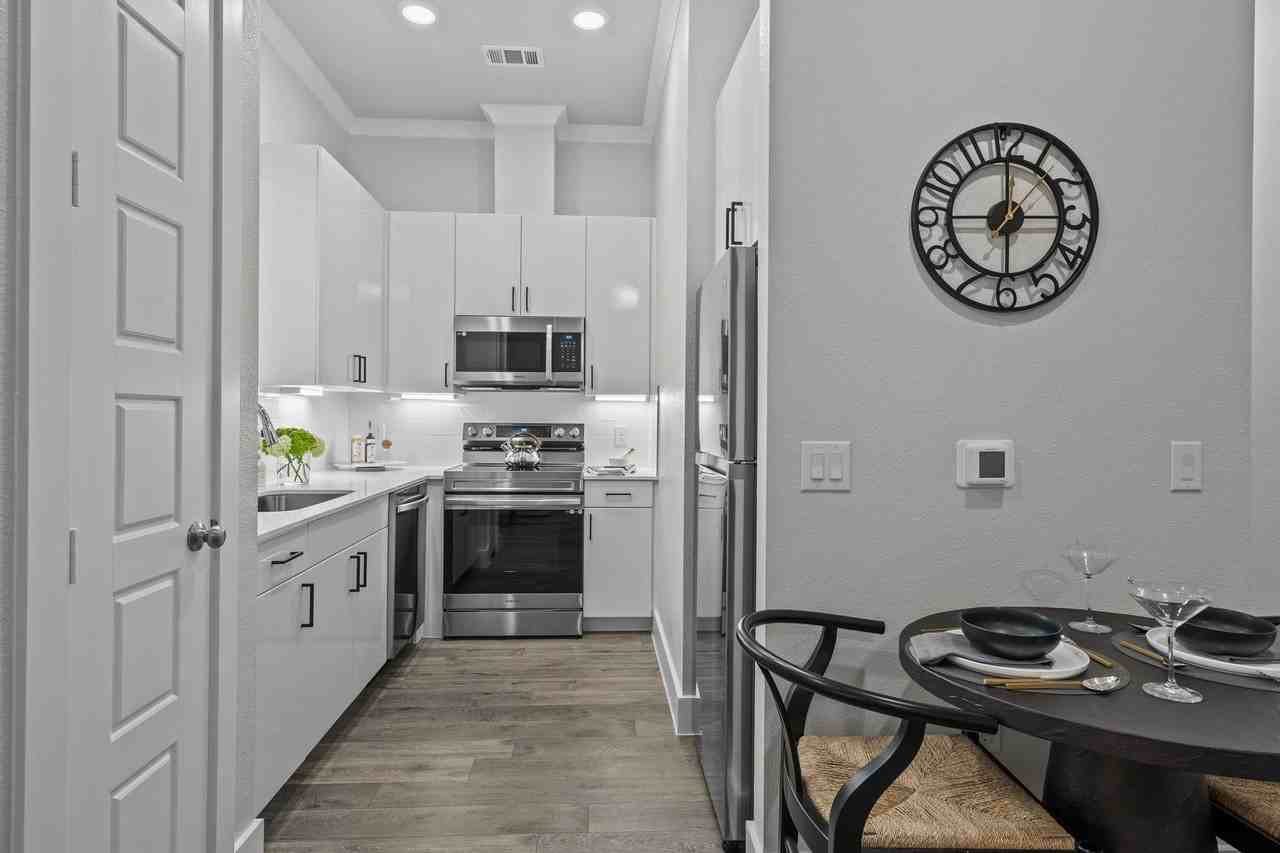 3285 Ganzer Rd W #602B - Photo 3 of 25