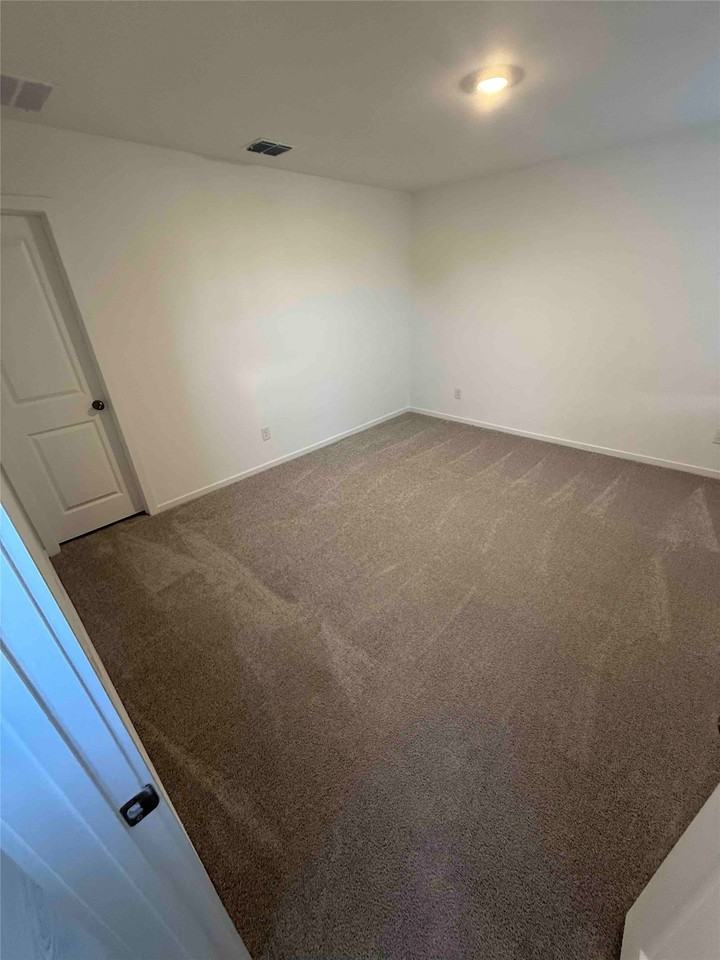 3917 Superior Pl - Photo 5 of 11