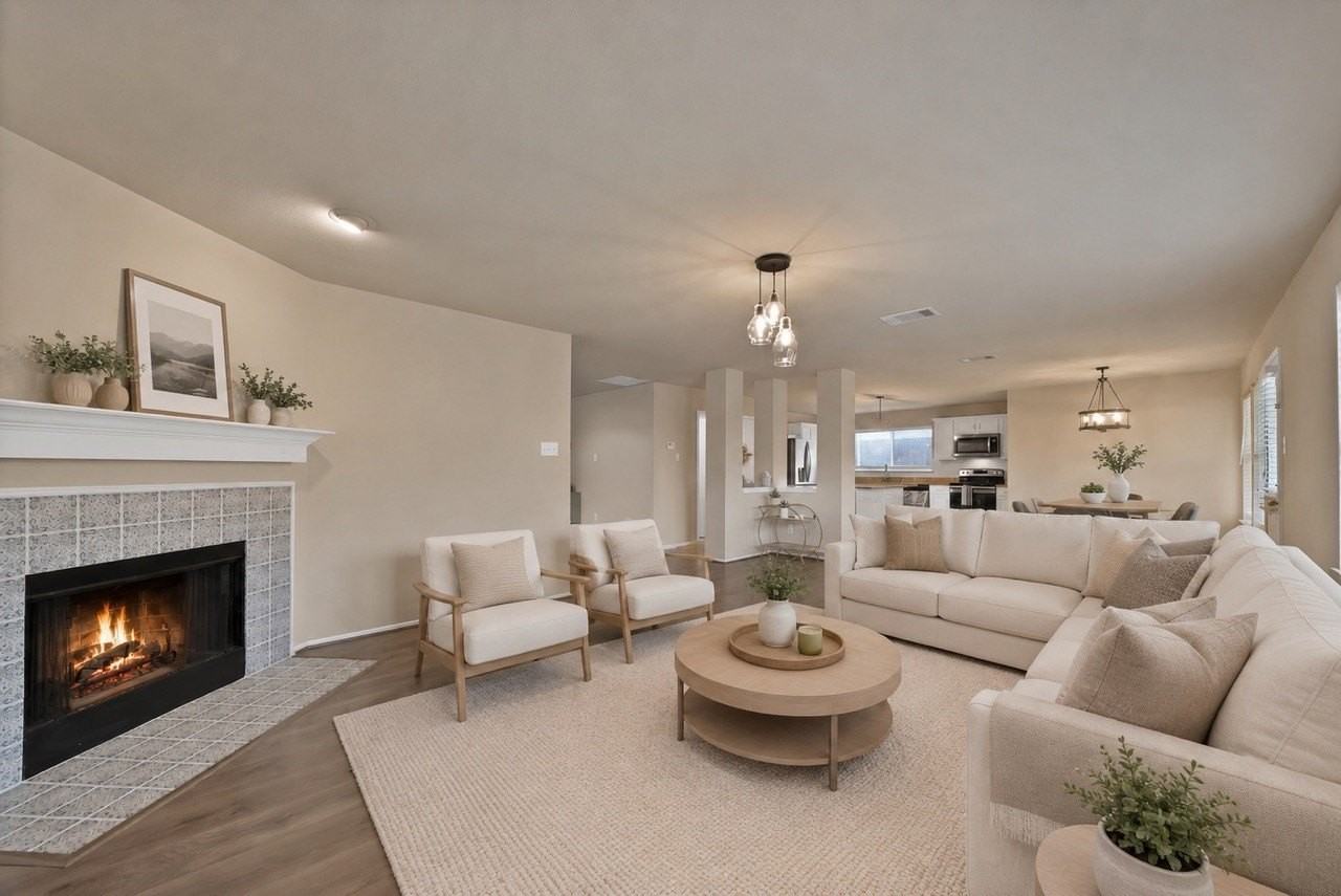 3201 Hoover Dr - Photo 4 of 33