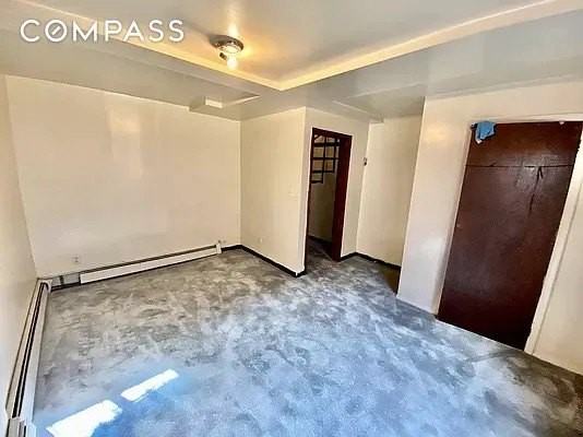 223 9th St #1F - Photo 6 of 8