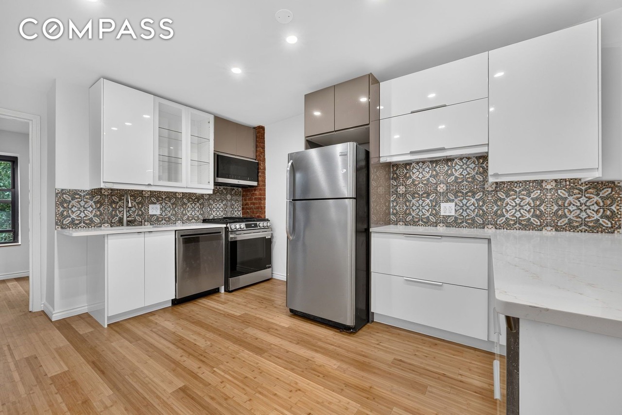 113 Waverly Ave #3 - Photo 5 of 13