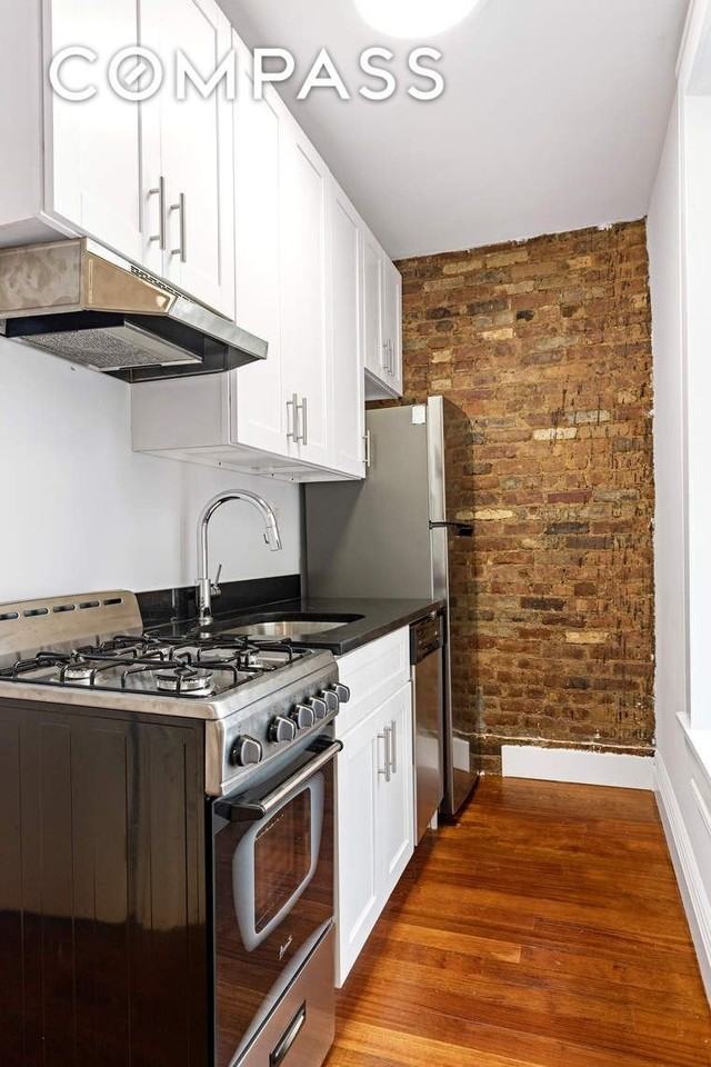 214 E 82nd St #8 - Photo 2 of 5