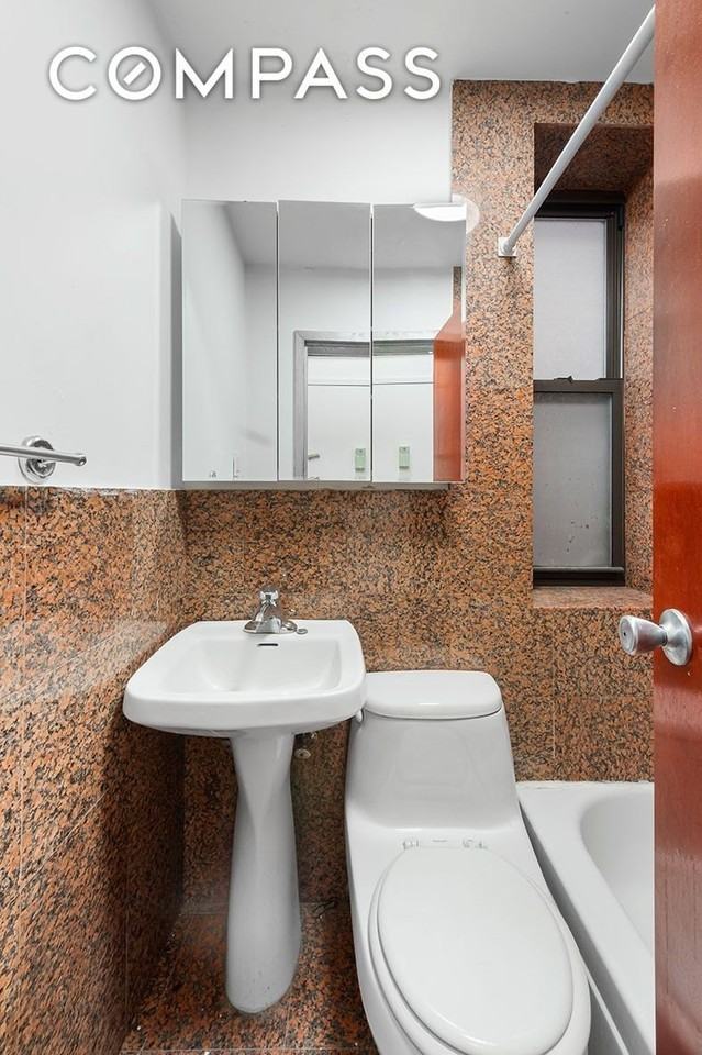 214 E 82nd St #8 - Photo 5 of 5