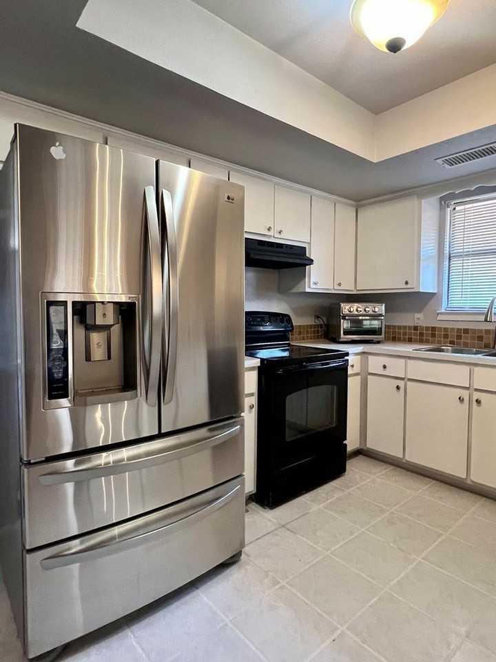 8807 Pica Ct - Photo 3 of 19