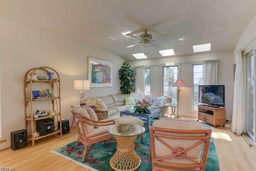 8604 Atlantic Ave #B - Photo 7 of 41