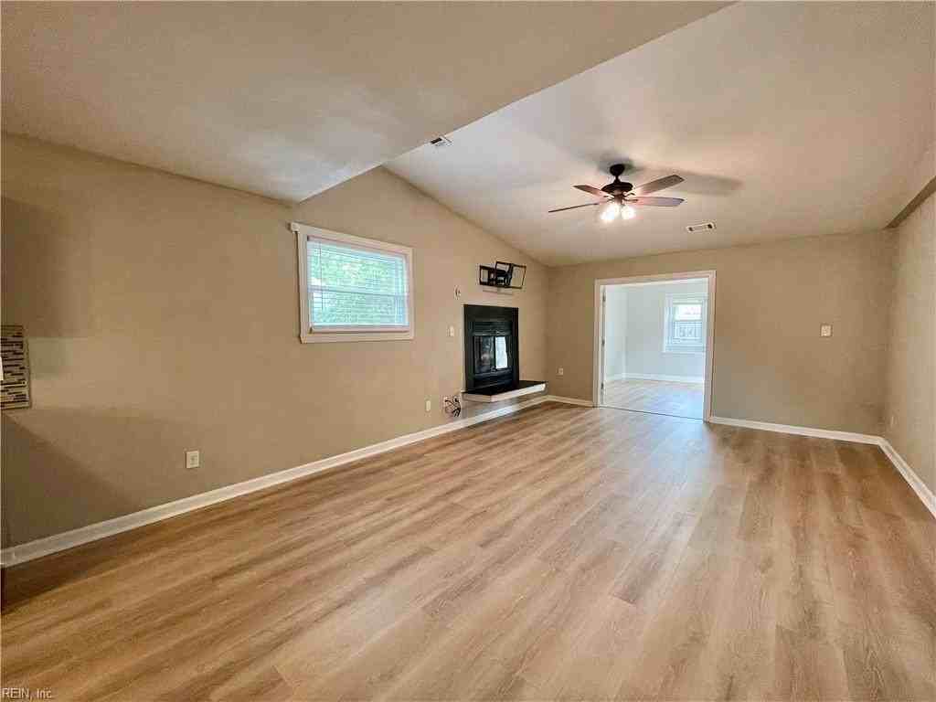 4312 Glen Willow Ct - Photo 4 of 24