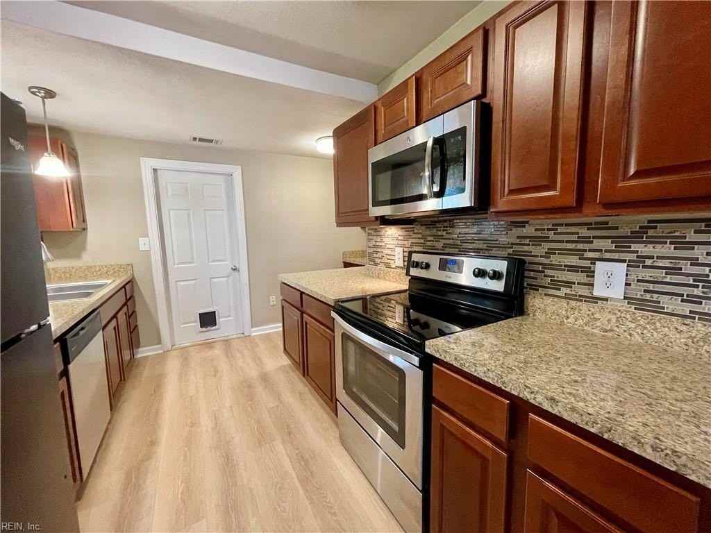 4312 Glen Willow Ct - Photo 6 of 24