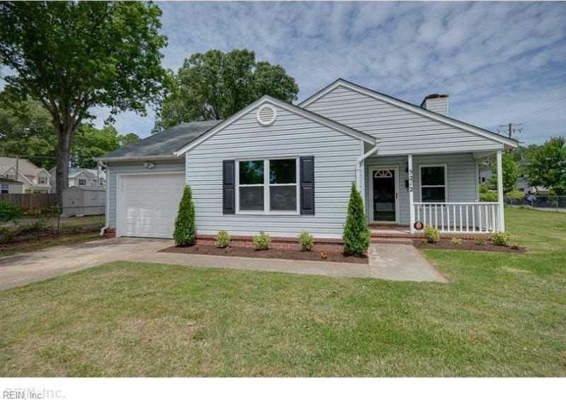 5212 Kennebeck Ave - Photo 2 of 15