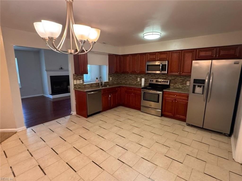 5212 Kennebeck Ave - Photo 6 of 15
