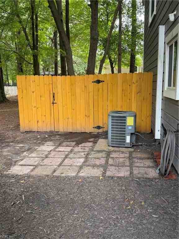 11 Farington Cir - Photo 2 of 17