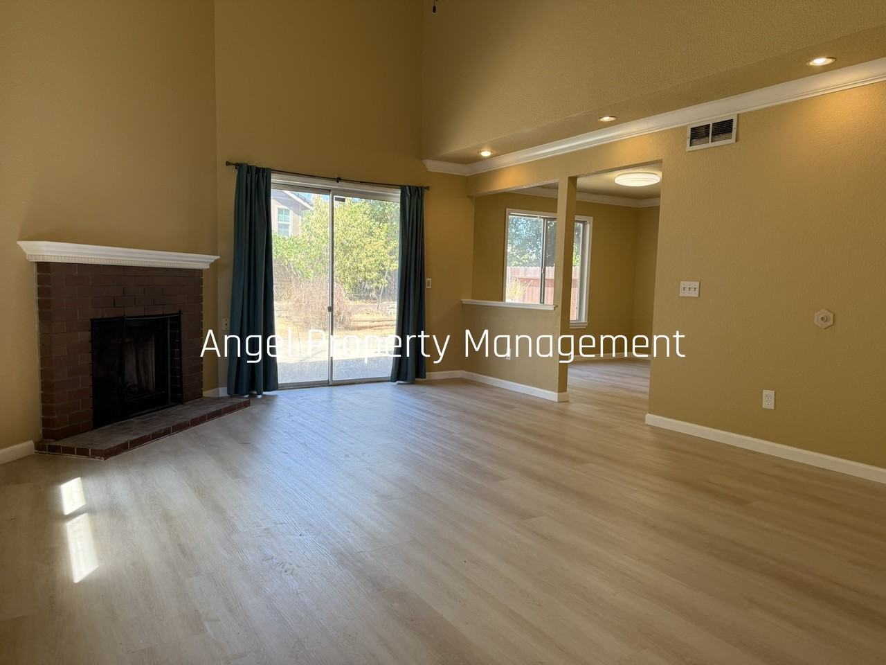 7769 Heathston Ct #1 - Photo 3 of 20