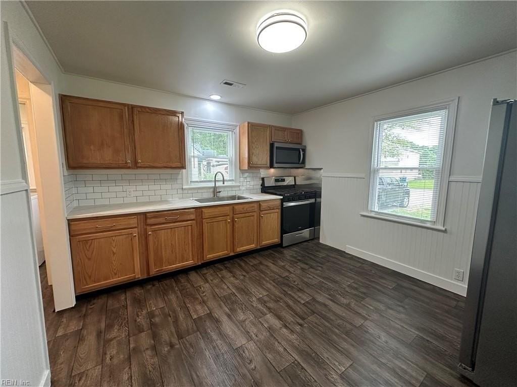 78 Garrow Rd - Photo 4 of 17