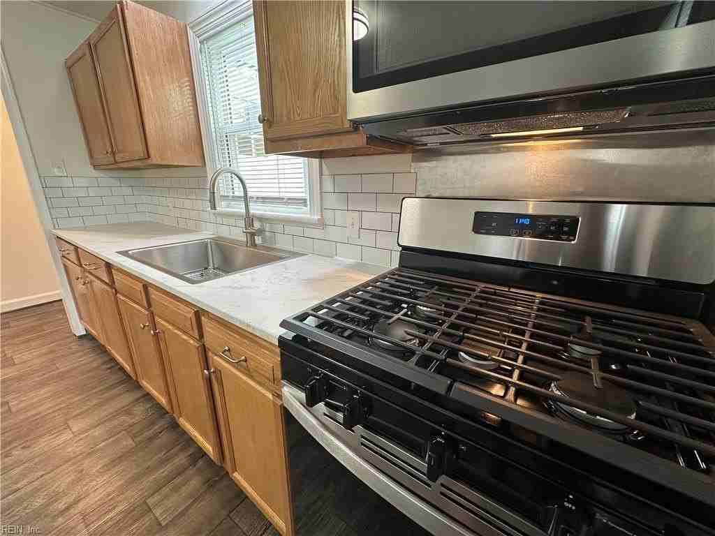 78 Garrow Rd - Photo 5 of 17