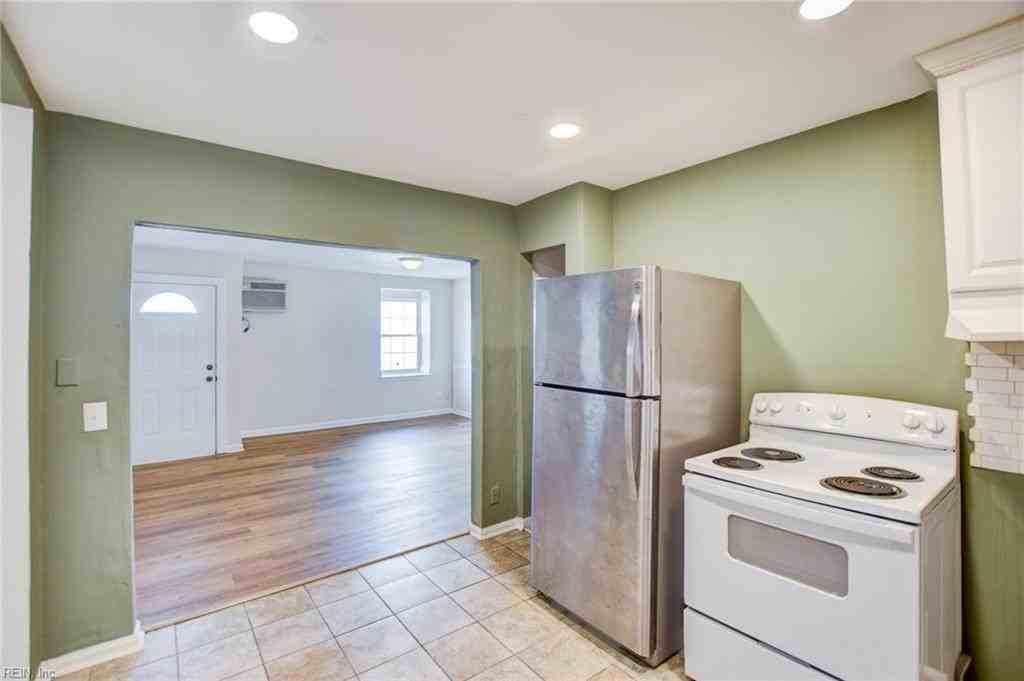 1324 Corprew Ave #B - Photo 4 of 31