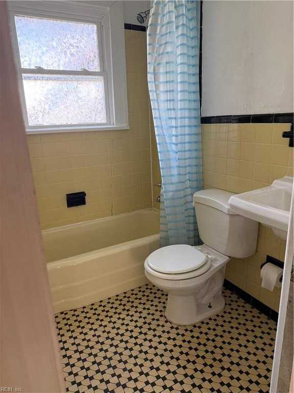 348 Virginian Dr #A - Photo 7 of 13