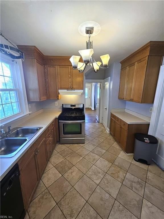3520 Buckingham St - Photo 6 of 17