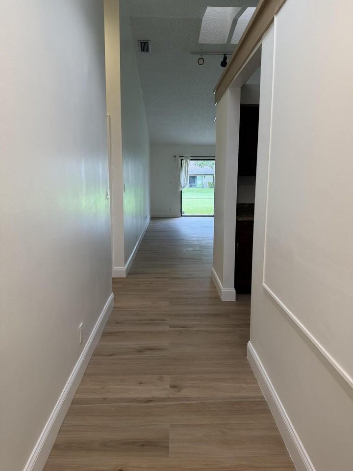 22682 Vistawood Way - Photo 3 of 15