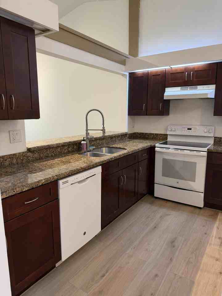 22682 Vistawood Way - Photo 7 of 15