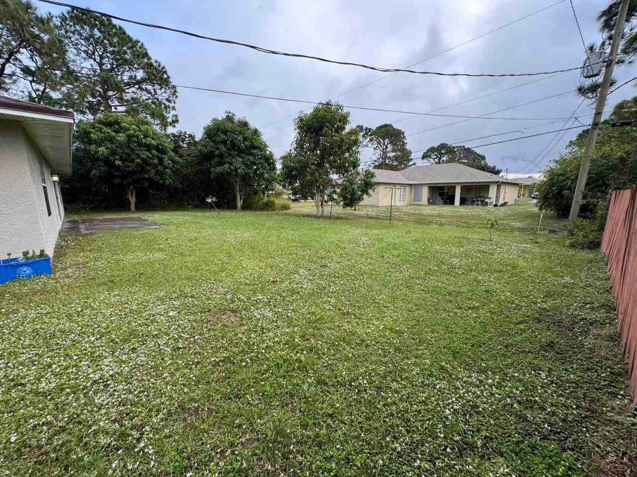 865 17th Ln Sw - Photo 3 of 17
