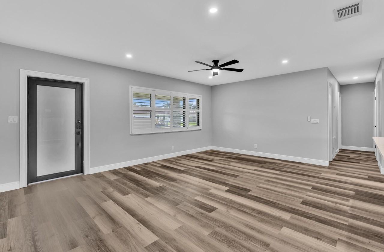 2056 Park Pl - Photo 7 of 50