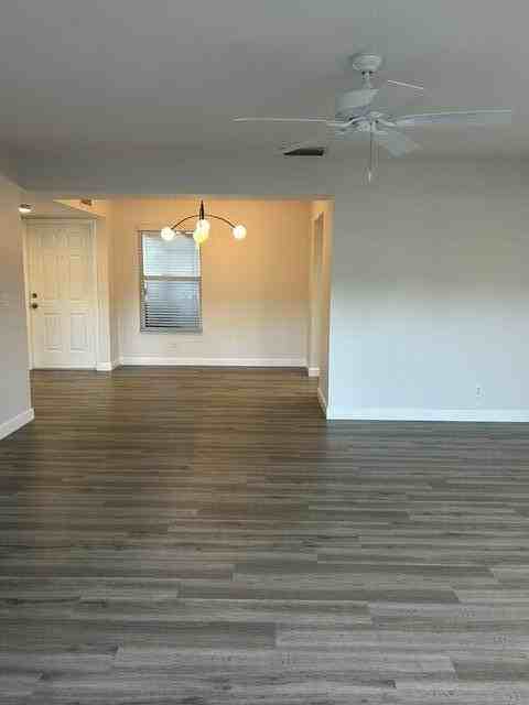 10330 N Military Trl #7A - Photo 3 of 12