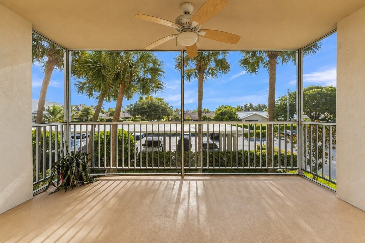 931 Gardenia Dr #269 - Photo 3 of 45