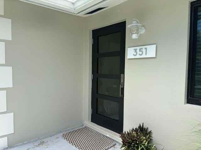 351 Mars Ave - Photo 2 of 26