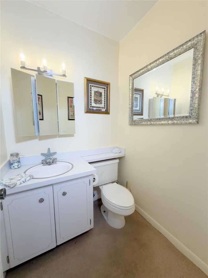 412 S Cypress Rd #225 - Photo 6 of 17