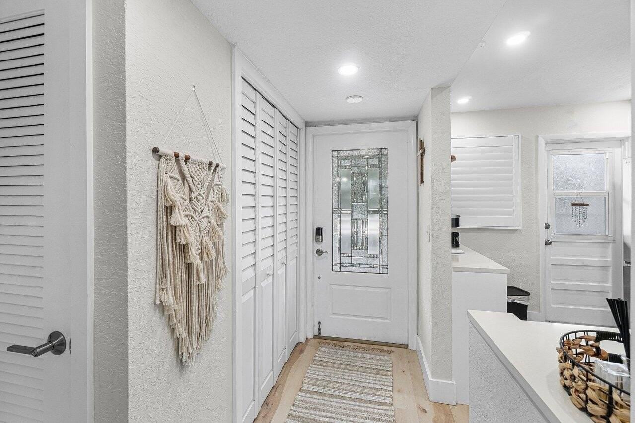 2809 Florida Blvd #310 - Photo 3 of 48