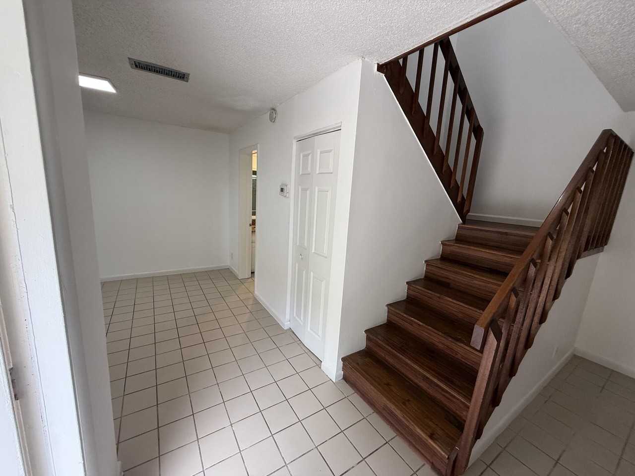 1640 Forest Lakes Cir #D - Photo 6 of 14