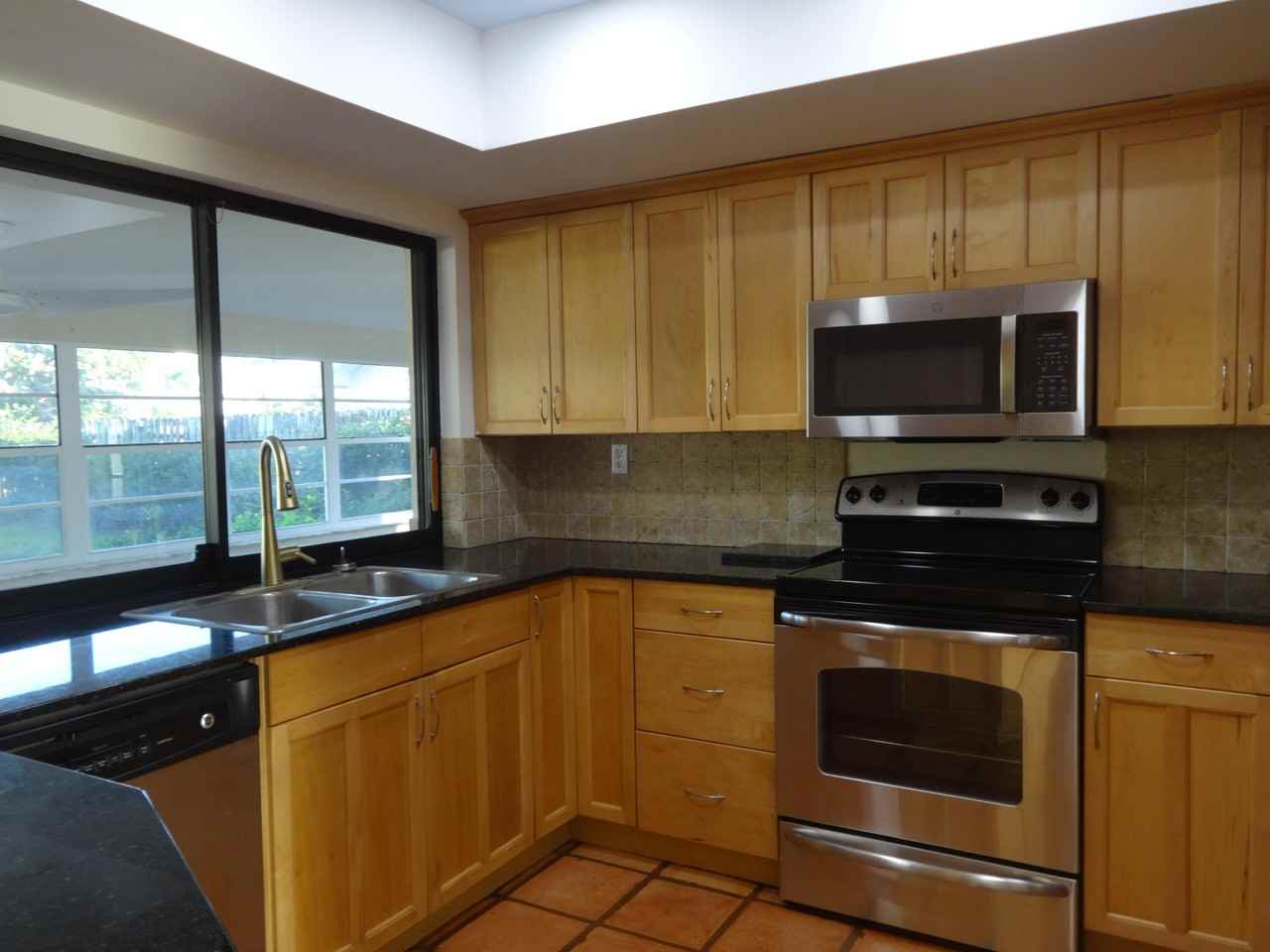 13868 Cocoanut Ave - Photo 2 of 12