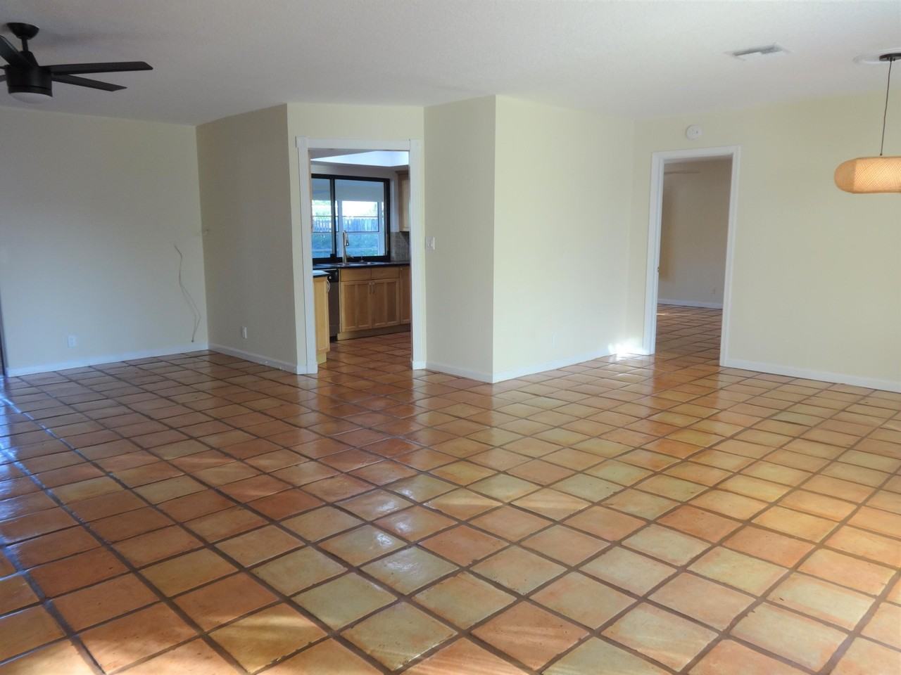 13868 Cocoanut Ave - Photo 3 of 12