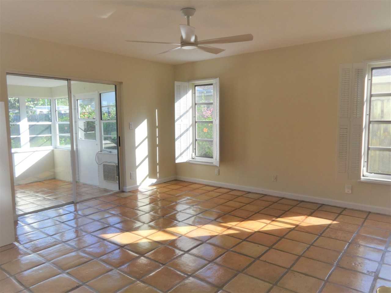 13868 Cocoanut Ave - Photo 4 of 12