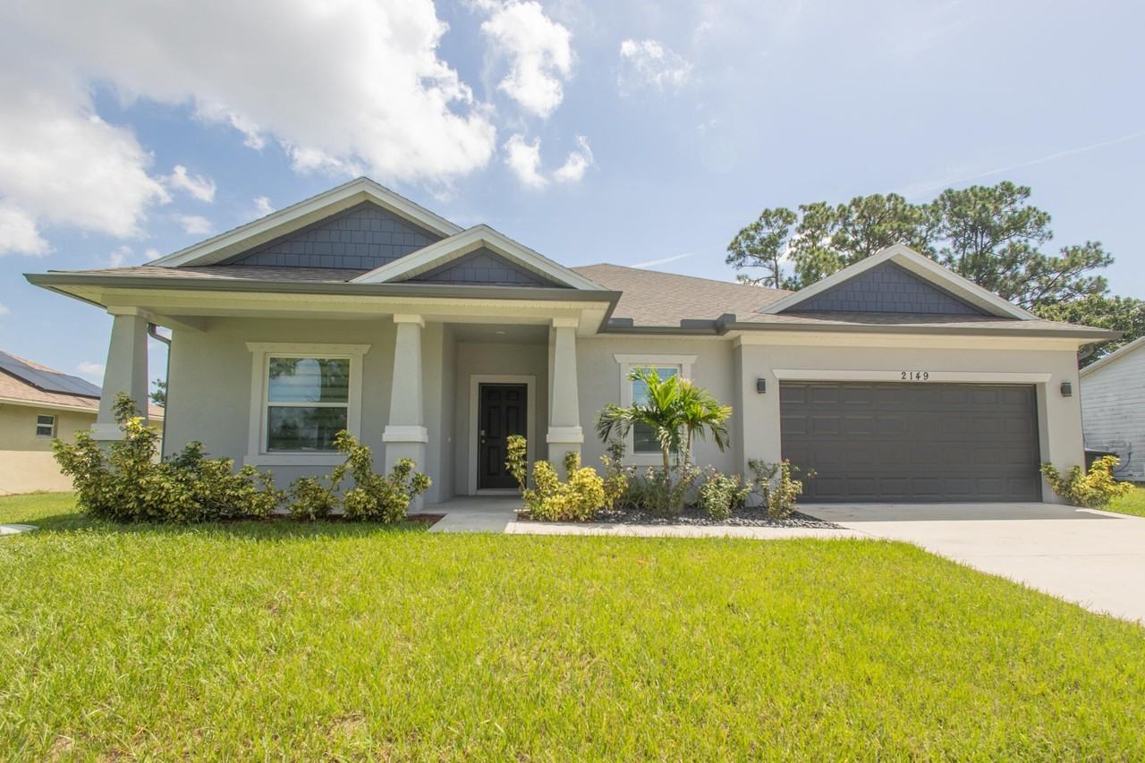 2149 Sw Susset Ln - Photo 2 of 50