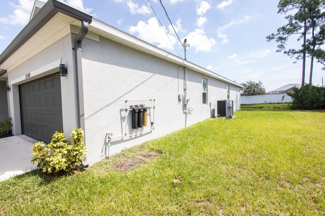 2149 Sw Susset Ln - Photo 7 of 50