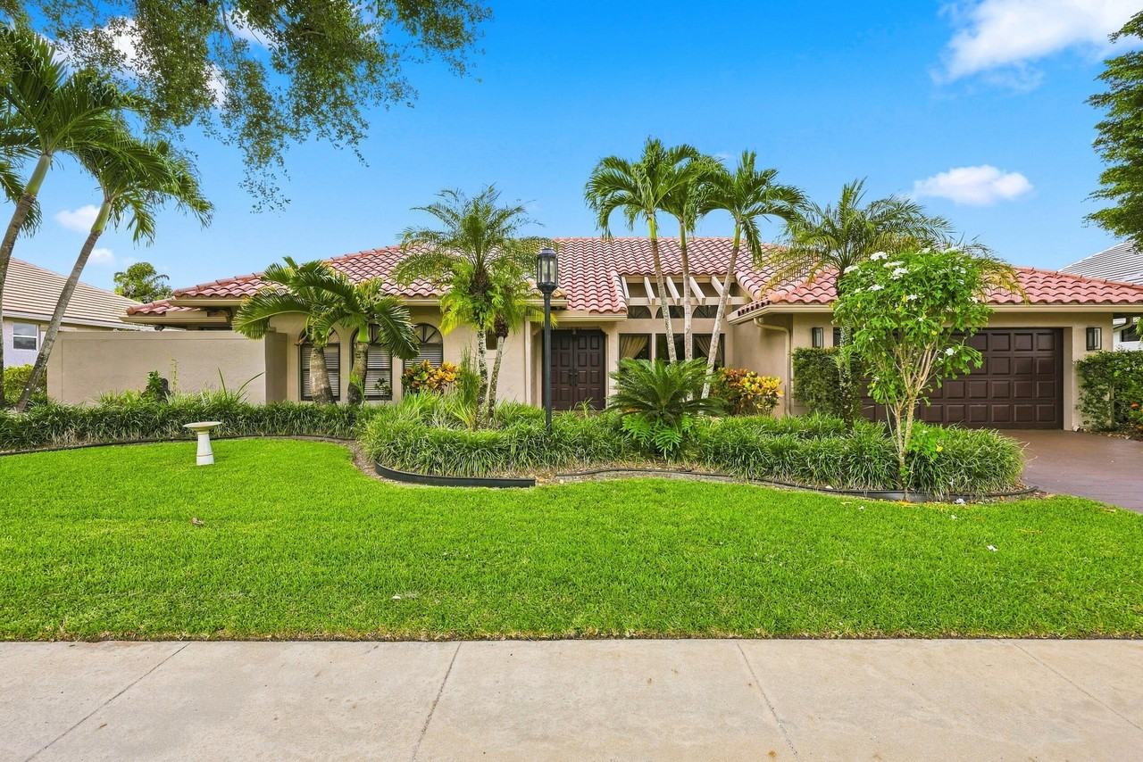 10455 Stonebridge Blvd - Photo 4 of 50