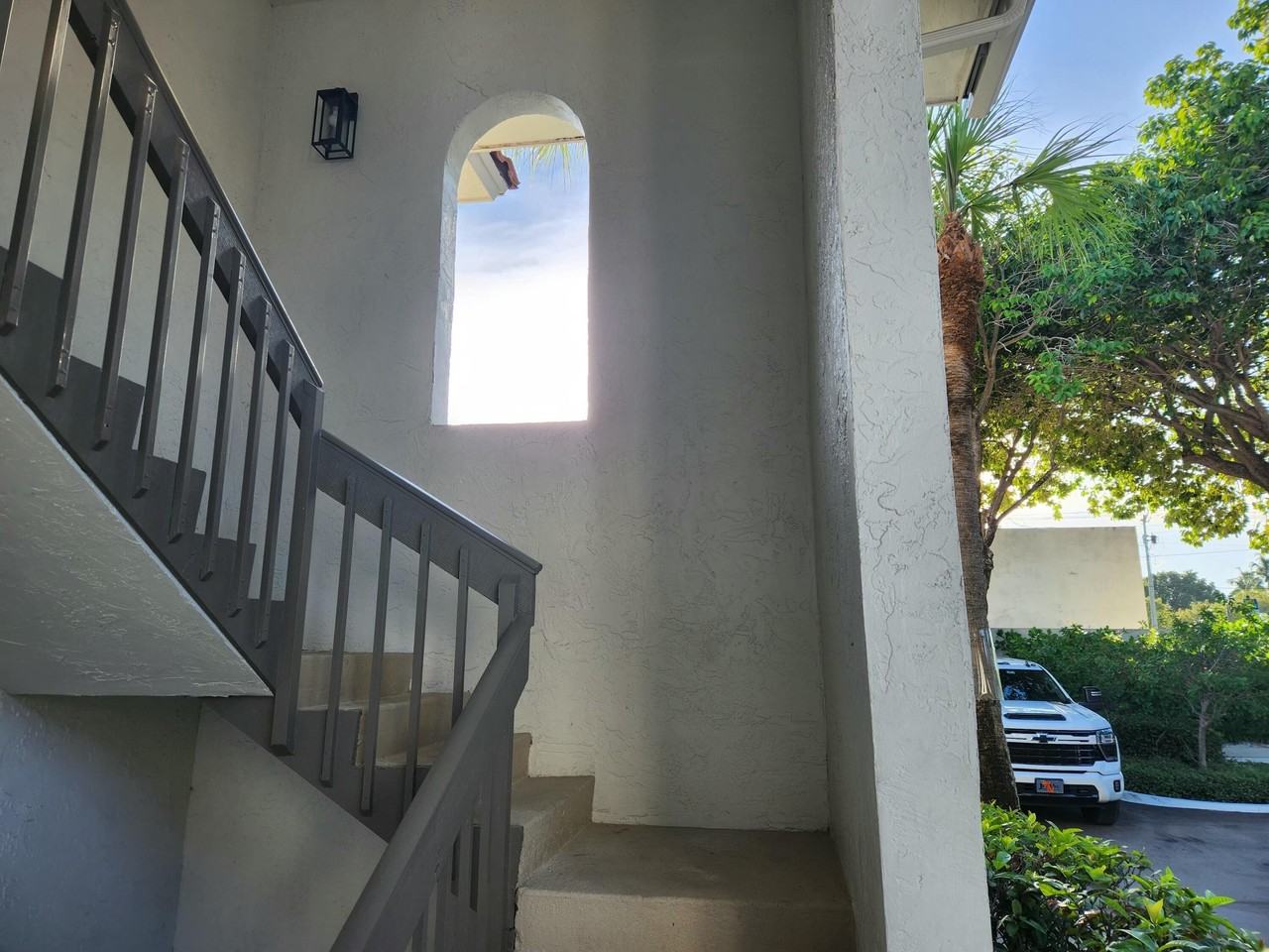 30 Pelican Pointe Dr #201 - Photo 3 of 50